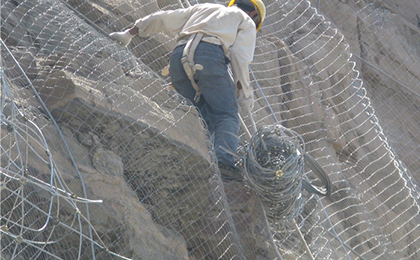 落石防護(hù)網(wǎng)